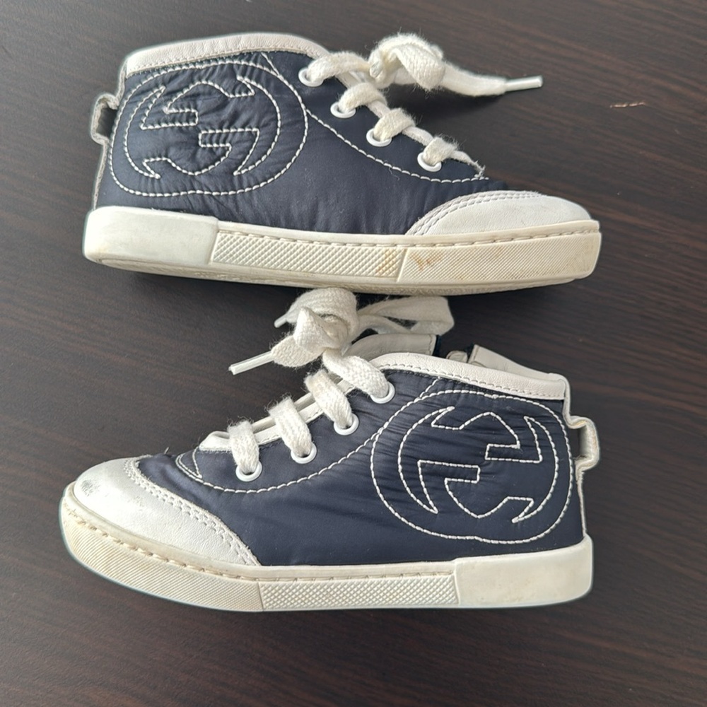 Gucci Kids Black and White Sneakers - Picture 5 of 7